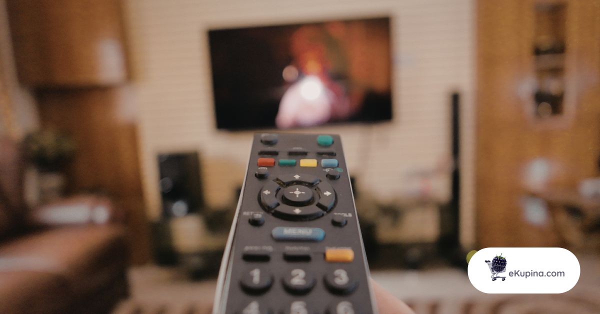 Moderni regali i TV komode: Kako spojiti funkcionalnost i estetiku?